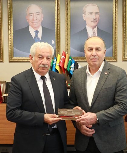 Demirel’den Alaca Belediyesi’ne ziyaret