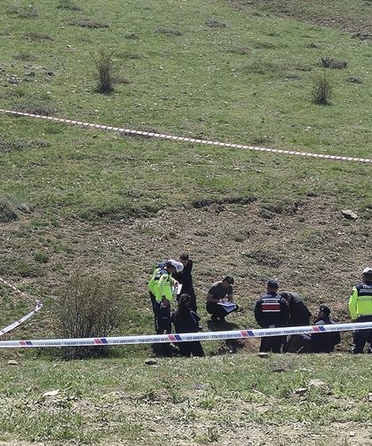 Alaca'da traktör dere yatağına devrildi: 1 ölü, 3 yaralı