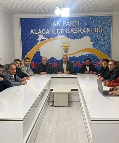 Alaca'da AK Parti'den yönetim kurulu toplantısı