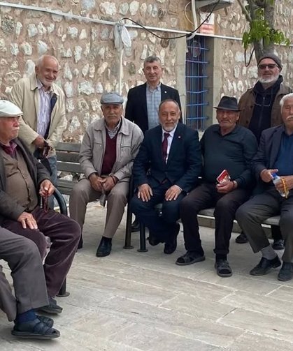 Saadet Partililer Alaca’da vatandaşlarla buluştu