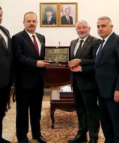 Çorum heyetinden Vali Canbolat’a hayırlı olsun ziyareti