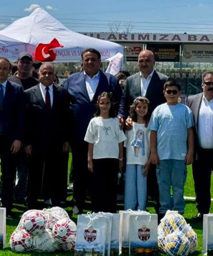 Şehir Stadyumu yenilenerek gençlerin hizmetine açıldı