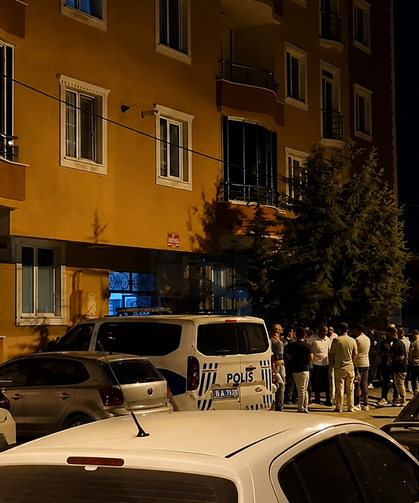 Polis memuru evinde ölü bulundu