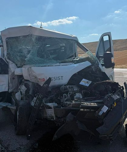 Çorum’da çekici traktöre arkadan çarptı: 1 yaralı