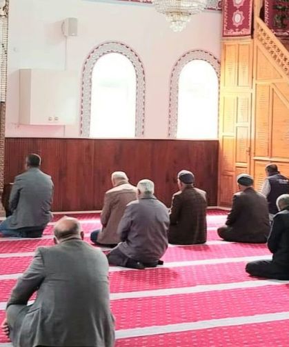 Müftü Arık, Çopraşık’ta Cuma namazı kıldırdı