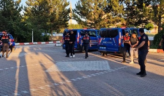 Düğünde havaya ateş açmaya 3 gözaltı