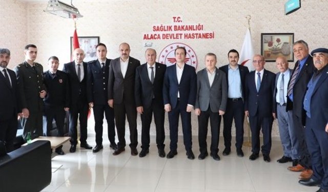 Hastalara geçmiş olsun ziyareti