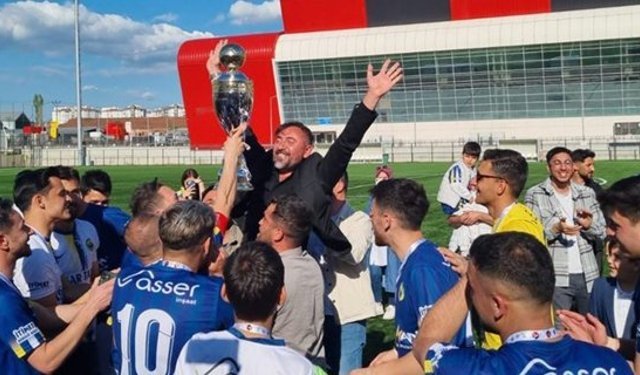 Alacagücü şampiyonluğunu coşkuyla kutladı!