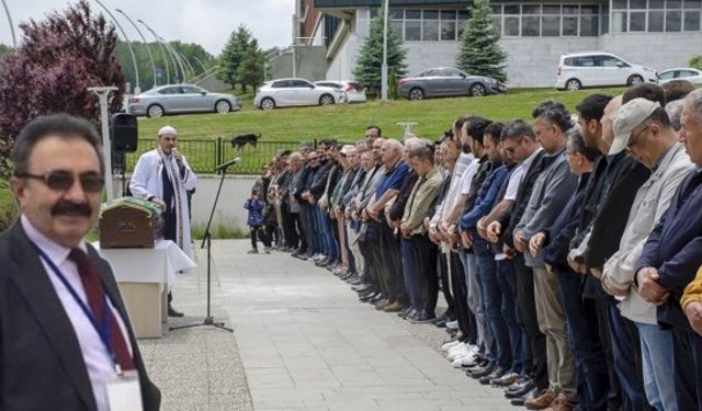Alaca önemli bir değerini kaybetti: Dr. Fethi Kılıç hayata veda etti