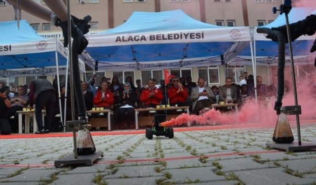 Çorum'da geleceği kodladılar: TEKNOFEN Festivali bilimseverleri buluşturdu