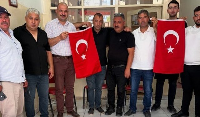AK Parti Alaca İlçe Başkanı Gürsoy’dan esnaf ziyareti: “Terörsüz Türkiye İçin Hep Birlikteyiz”
