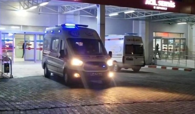 Alaca'da tavuk dönerden 5 öğrenci zehirlendi