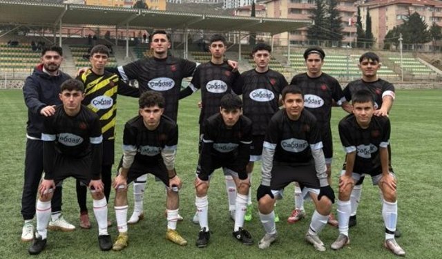 Alaca Belediyespor, ilk haftayı lider tamamladı