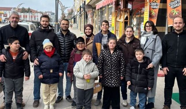 Özel öğrencilerden özel ikram
