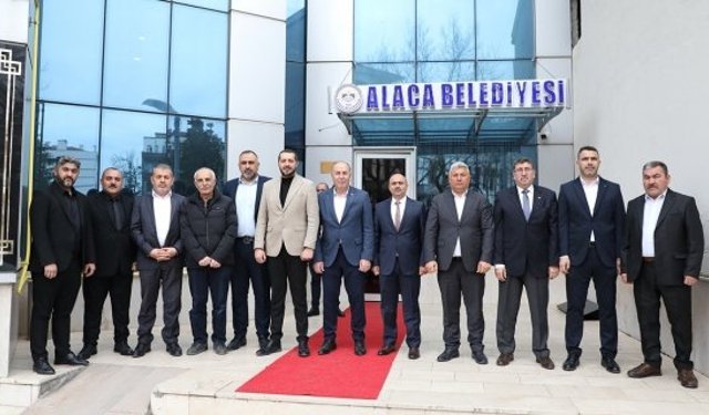 Alaca Belediyesi’nde MHP heyeti ağırlandı
