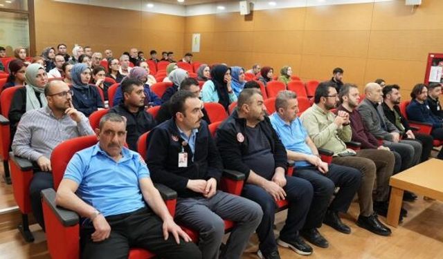 Alaca Devlet Hastanesi’nde tüberküloz eğitimi verildi