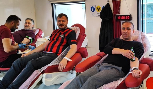 Alaca’da kan bağışına yoğun katılım