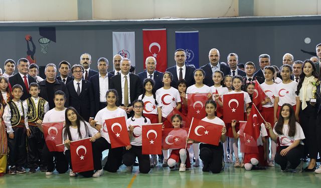 Alaca’da 19 Mayıs coşkuyla kutlandı