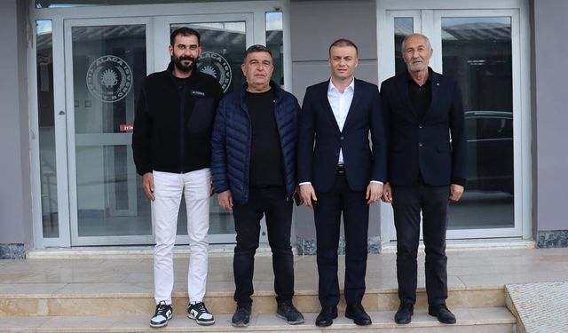 Kaymakam Meriç Dinçer’den Alaca Ticaret Borsası’na ziyaret