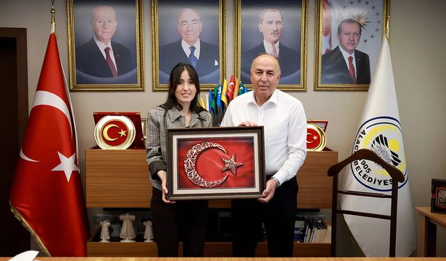 Başkan Şerif Arslan'a anlamlı hediye