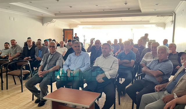 Alaca'da çiftçilere B-Reçete eğitimi verildi