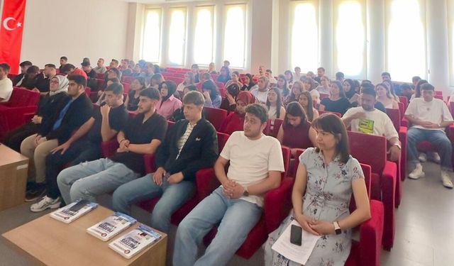 Avni Çelik MYO'da 15 Temmuz belgesel gösterimi gerçekleştirildi
