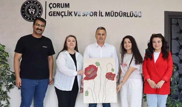 Alaca Gençlik Merkezi öğretmenlerinden İl Müdürü Demirkıran’a ziyaret