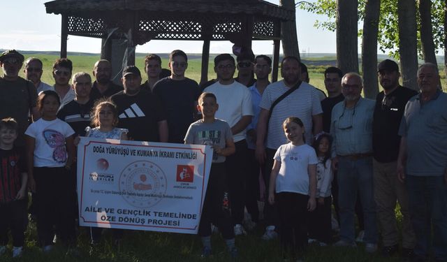 Çorum Akıncılar Derneği'nden Alacahöyük'te anlamlı doğa yürüyüşü