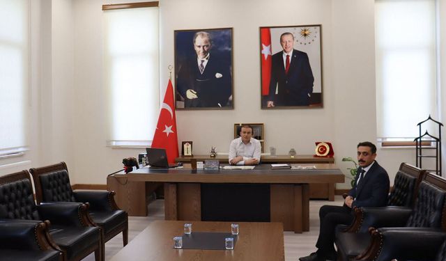 Vergi Dairesi Müdürü Sulu’dan Kaymakam Dinçer’e nezaket ziyareti