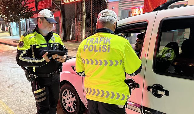 Alaca'da 49 araç ve sürücüsüne toplam 135 bin TL ceza