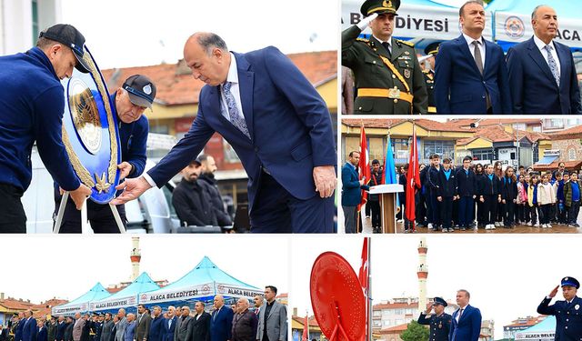 Ata'ya çelenk sunuldu