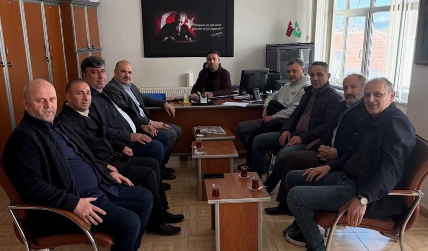 AK Parti Alaca İlçe Başkanı Mücahit Gürsoy’dan Ziraat Odası’na ziyaret