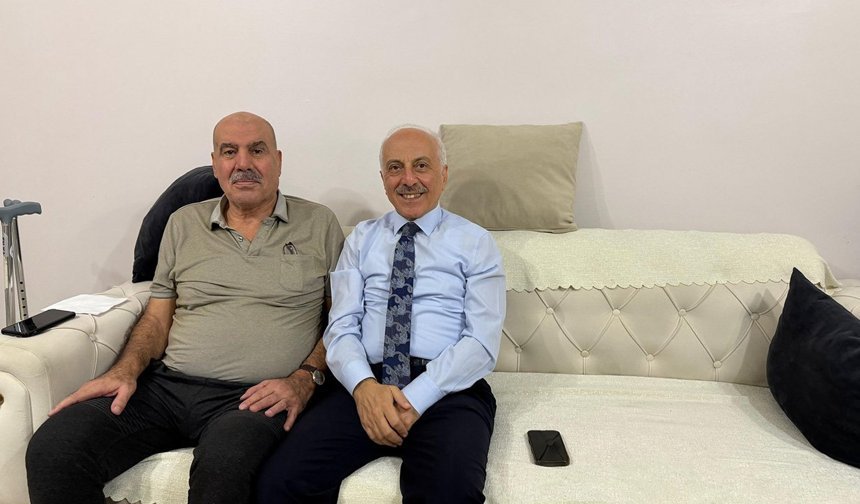 Bakan müşaviri Zeki Gül’den öğretmene vefa ziyareti