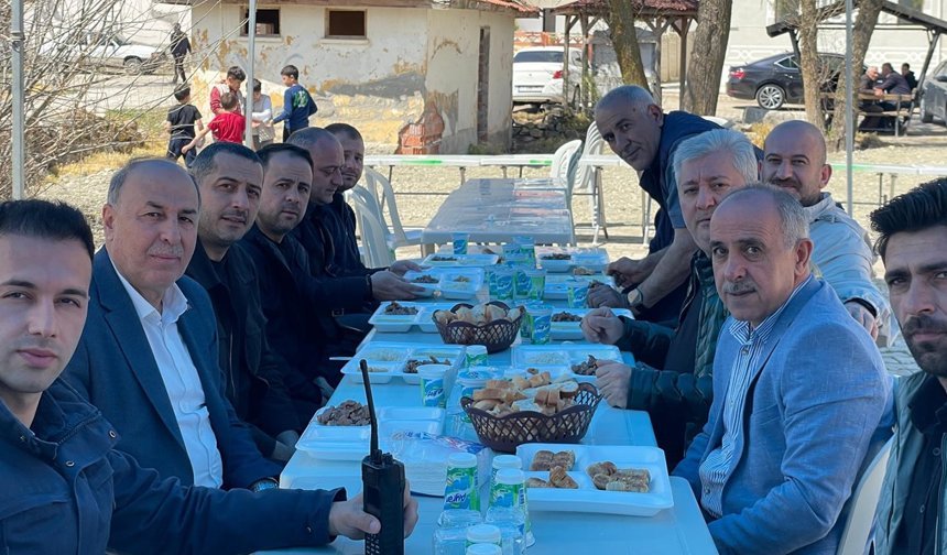 Başkan Şerif Arslan Çöplü Köyü’nde şükür duasına katıldı