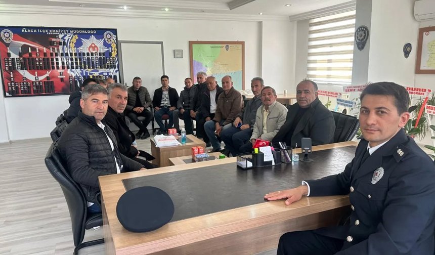 Muhtarlardan polise anlamlı ziyaret