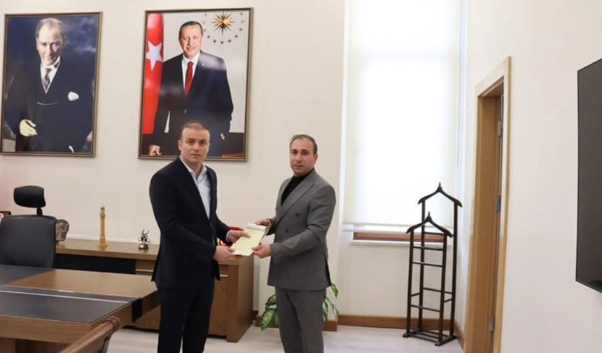 Kaymakam Dinçer kurban vekaletini Kızılay’a verdi