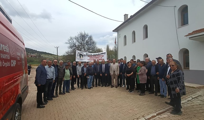 CHP heyeti Büyükkeşlik Köyü’nde yağmur duasına katıldı