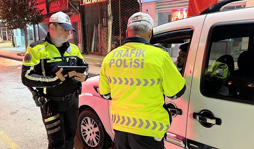 Alaca'da 49 araç ve sürücüsüne toplam 135 bin TL ceza